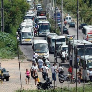 O protesto provocou engarrafamento quilométrico prejudicando os natalenses, na manhã de hoje.