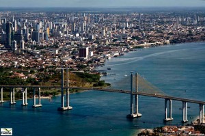Vista da cidade de Natal e foz do Rio Potengi. (Foto: jaldesmar-costa.blogspot.com)