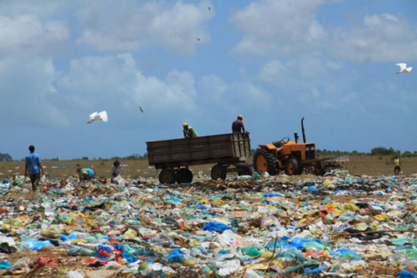 No RN existem 177 lixões e apenas dois aterros sanitários. (Foto: www.ecodebate.com.br)