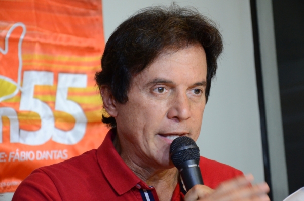 Robinson Faria. (Foto: Fábio Cortez / NJ)