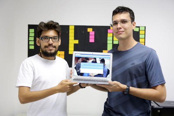 4Soft, Empresa Junior dos cursos de Engenharia de Software e Tecnologia da Informação, desenvolveu Banco de Vagas do Instituto Metrópole Digital. (Foto: Anastácia Vaz)