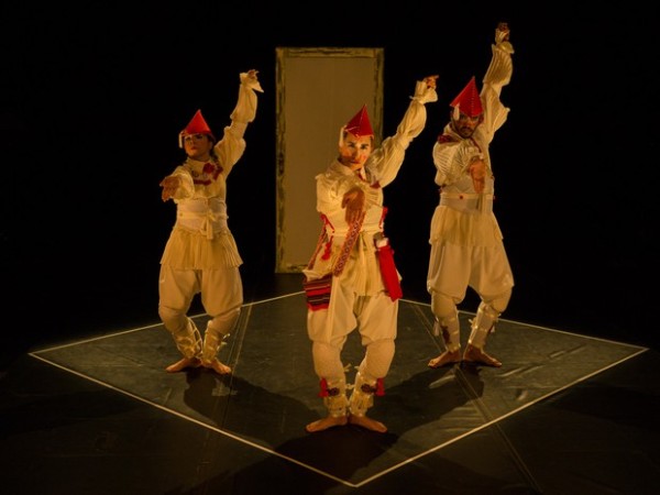 Abrazo é o novo espetáculo infantil do Clowns de Shakeaspeare e estreia neste domingo (16) (Foto: Rafael Telles)