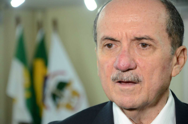 Claudio Santos promete enquadrar o TJRN nas normas da LRF. Servidores não concordaram com as medidas anunciadas. (Foto: Frankie Marcone)