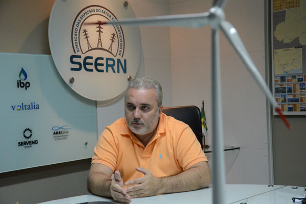 O presidente do Sindicato das Empresas do Setor Energético traça panorama da atividade e explica projeto que beneficiaria estados como o RN. (Foto: Junior Santos)